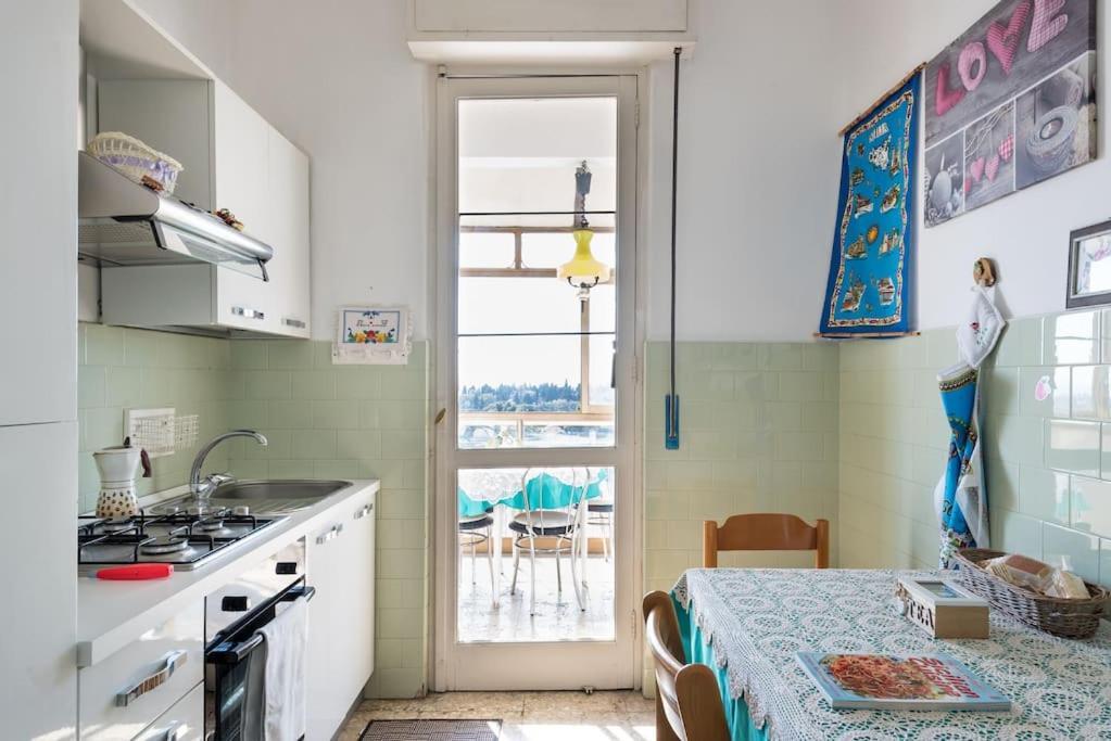 Top Floor Apartment Near Historic Fortino Katánie Exteriér fotografie