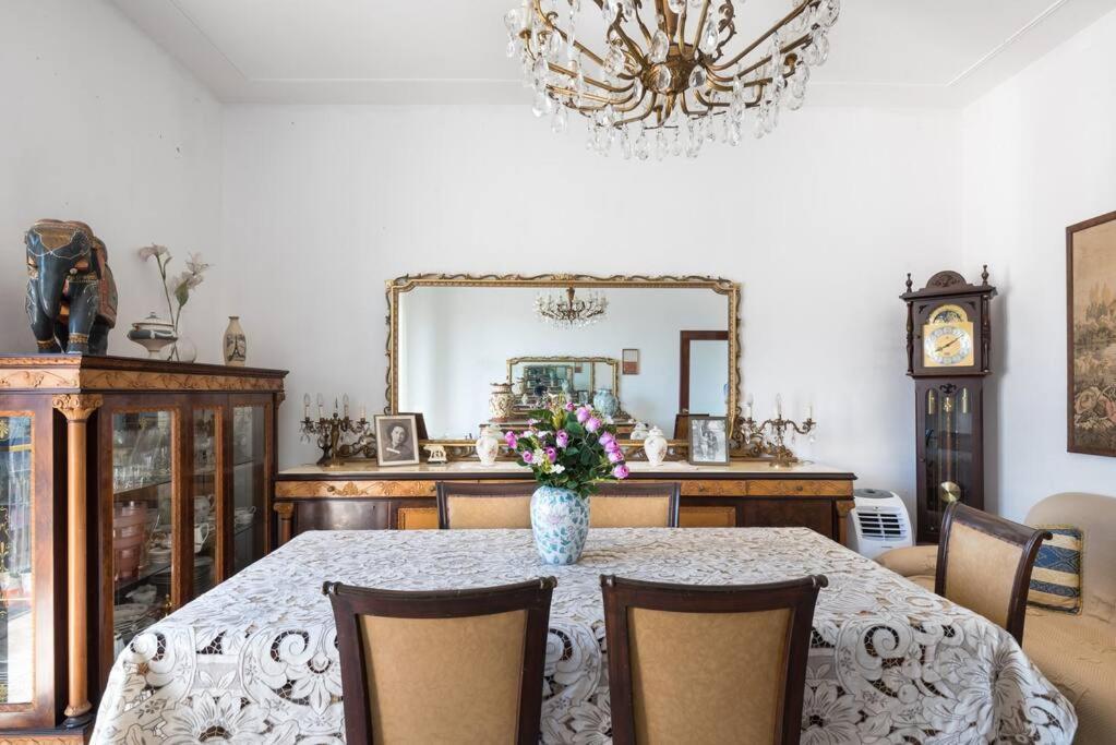 Top Floor Apartment Near Historic Fortino Katánie Exteriér fotografie